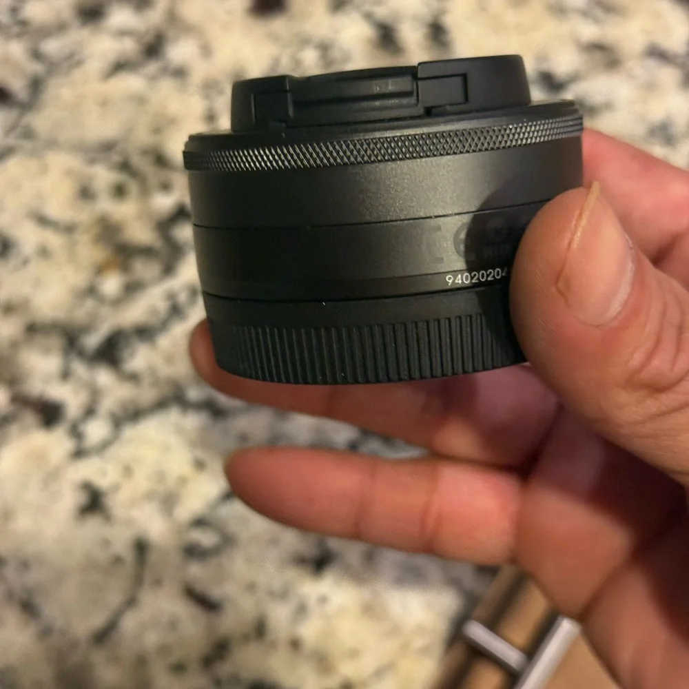 Canon 22mm Pancake Lens M for vlog youtube wide angle sport prime camera lens